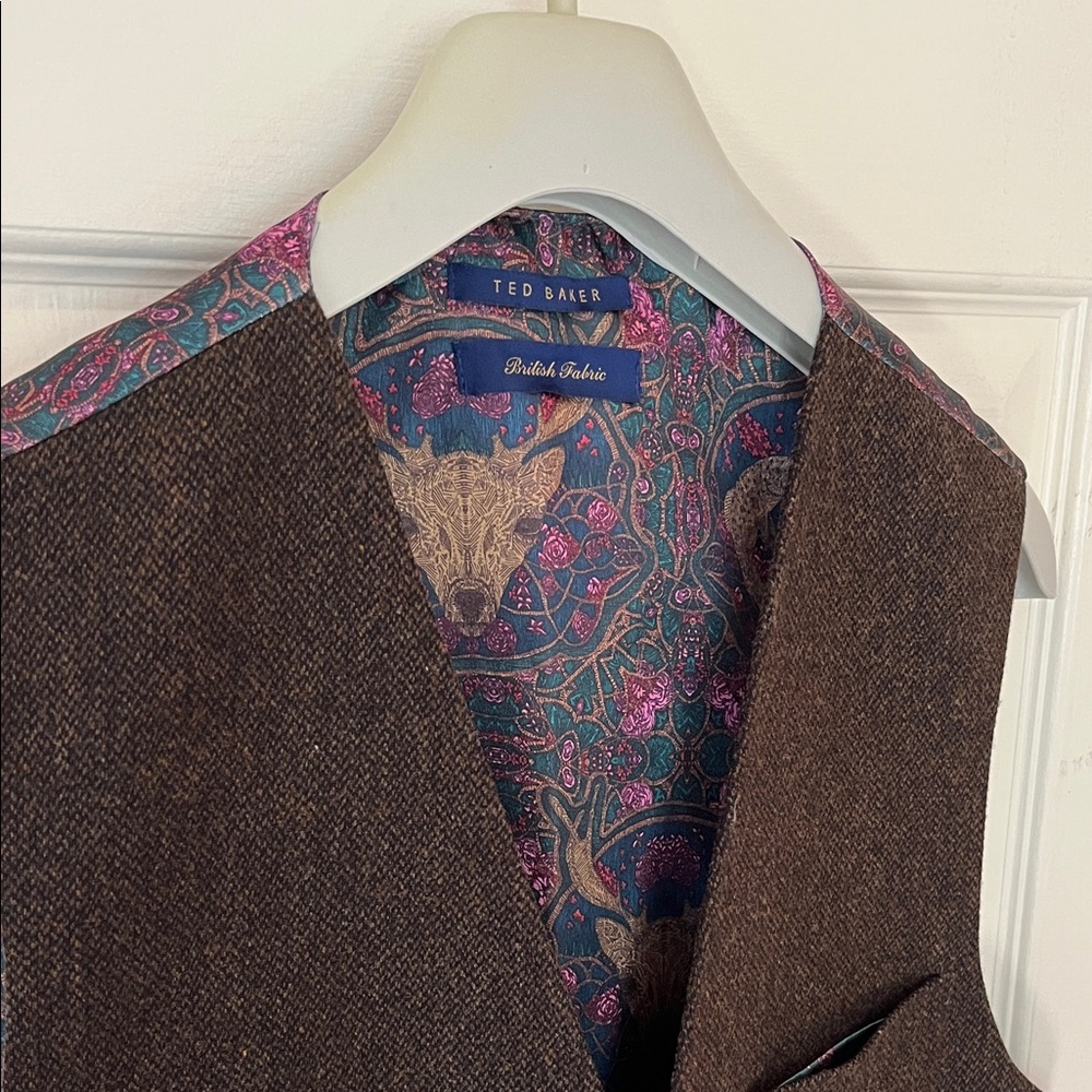 Ted Baker Brown Blazer with Patterned Lining